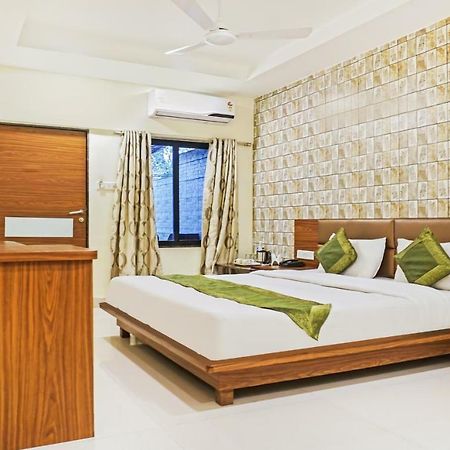 Hotel Lions Den Lonavala Eksteriør billede