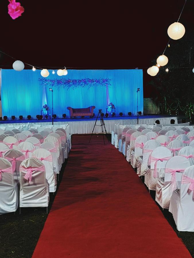 Hotel Lions Den Lonavala Eksteriør billede